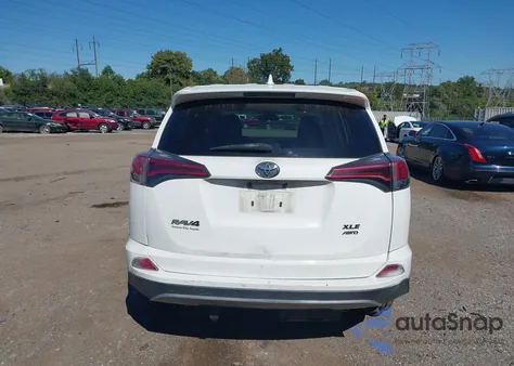 2018 Toyota Rav4 Xle from USA, damaged, VIN 2T3RFREV7JW802928